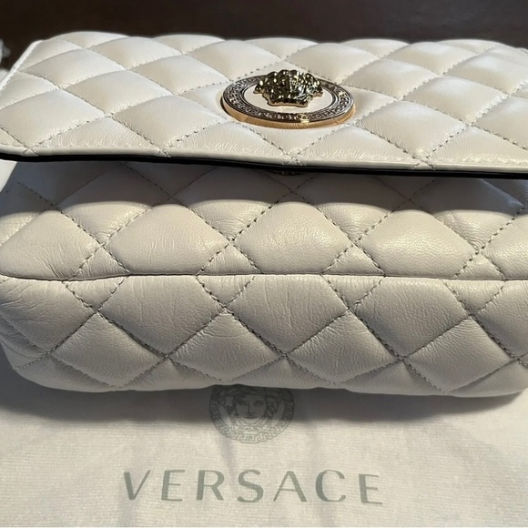 VERSACE WHITE NAPPA LEATHER QUILTED MEDUSA FLAP SHOULDER BAG BRAND NEW - Picture 7 of 16